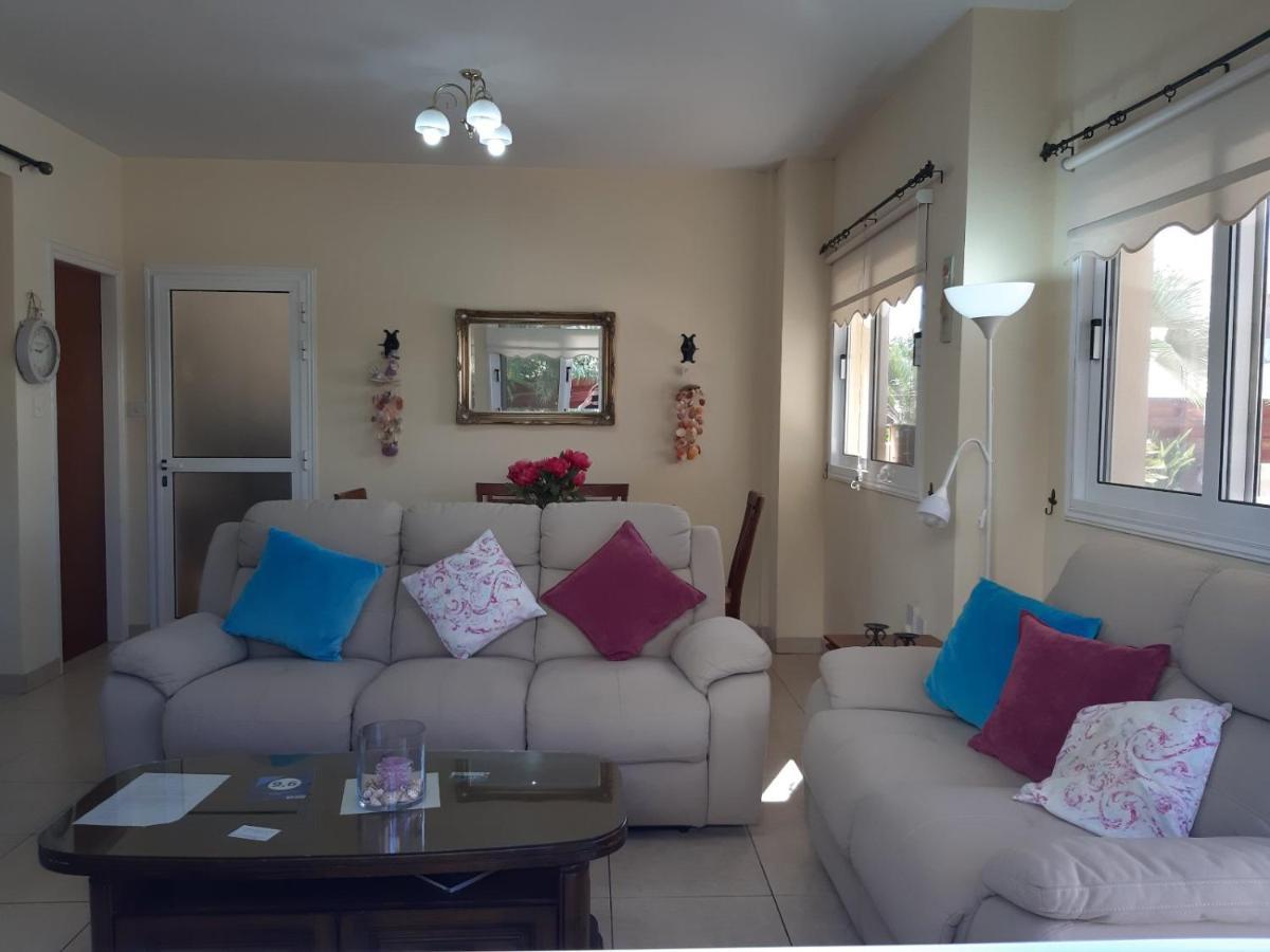 Carolyn Villa Is A Luxury 4-Bedroom Villa With Private Pool In Ayia Napa Exterior photo